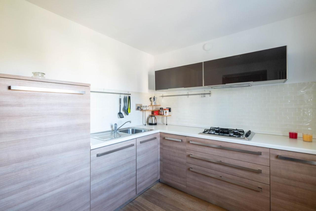 La Finestra Sulle Langhe - M3Langhe Apartment Cherasco Luaran gambar