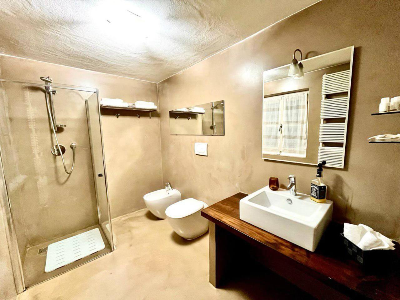 La Finestra Sulle Langhe - M3Langhe Apartment Cherasco Luaran gambar